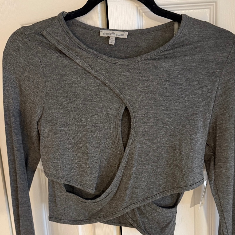 Grey going out cut out crop top